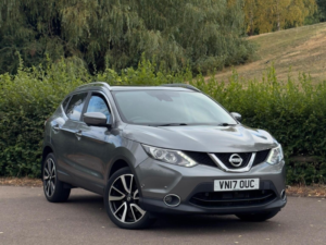 2017 Nissan Qashqai 1.6 Dci Tekna Xtron 2WD Euro 6 (s/s) 5dr in Grey — image 6