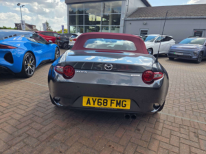 2018 Mazda Mx-5 2.0 Skyactiv-G Z-Sport in Grey — image 5