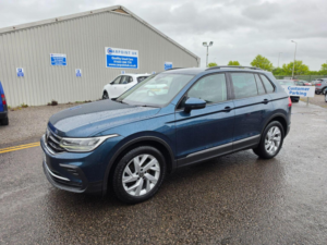 2021 Volkswagen Tiguan 1.5 Tsi Life DSG Euro 6 (s/s) 5dr in Blue — image 3