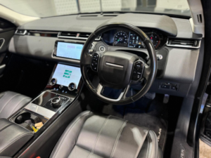 2018 Land Rover Range Rover Velar 2.0 D180 S Auto 4WD Euro 6 (s/s) 5dr in Black — image 2