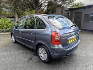 2009 Citroen Xsara Picasso 1.6 I 16v Desire in Grey — image 4