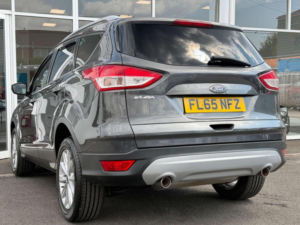 2015 Ford Kuga 2.0 Tdci Titanium 2WD Euro 6 (s/s) 5dr in Grey — image 2
