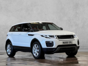 2016 Land Rover Range Rover Evoque 2.0 Td4 Se Tech Auto 4WD Euro 6 (s/s) 5dr in White — image 6