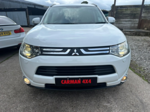 2013 Mitsubishi Outlander 2.2 Di-D Gx4 in White — image 6