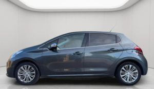 2017 Peugeot 208 1.2 Puretech Allure Euro 6 5dr in Grey — image 4