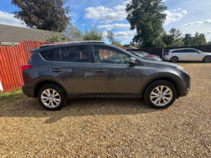 2014 Toyota Rav4 2.2 D-4d Invincible SUV 5dr Diesel Manual 4WD Euro 5 (150 Ps) in Grey — image 5