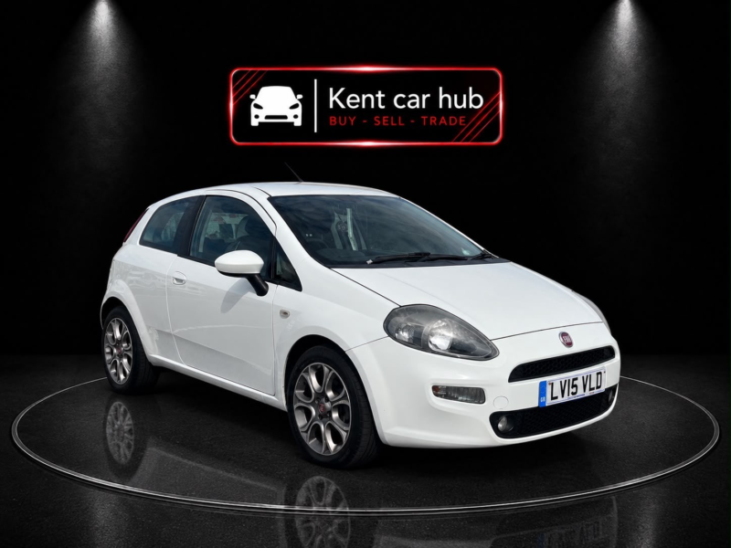 2015 Fiat Punto 1.2 Punto 3-Door 1.2 8v 69hp Easy+ in White — image 1