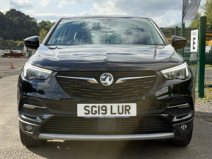 2019 Vauxhall Grandland X 1.5 Turbo D Blueinjection Tech Line Nav SUV 5dr Diesel Manual Euro 6 (s/s) (130 Ps) in Black — image 2