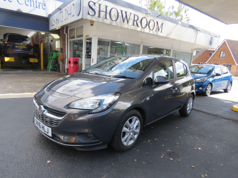 2016 Vauxhall Corsa 1.4i Ecoflex Design Euro 6 5dr in Grey — image 1