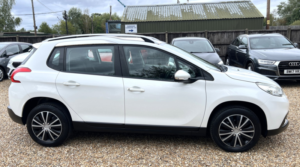 2015 Peugeot 2008 1.6 E-Hdi Active in White — image 3