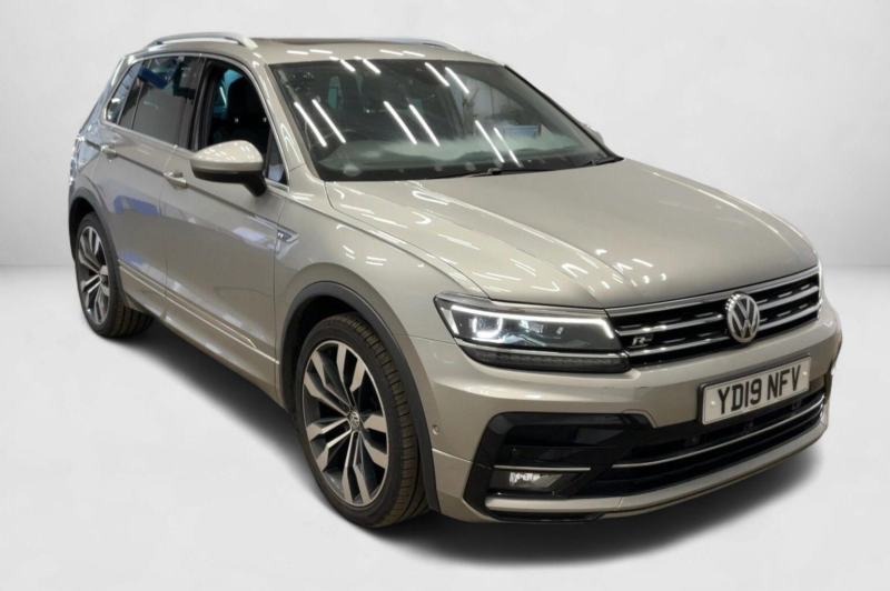 2019 Volkswagen Tiguan 2.0 Tdi R-Line Tech DSG Euro 6 (s/s) 5dr in Silver — image 1