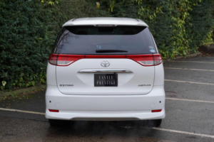 2011 Toyota Estima 2.4 Aeras G-Edition 5dr 7 Seats in White — image 6
