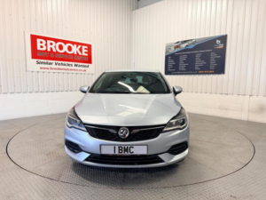 2020 Vauxhall Astra 1.5 Turbo D Se Euro 6 (s/s) 5dr in Silver — image 3
