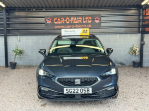 2022 SEAT Leon 1.5 Tsi Evo Se in Grey — image 2