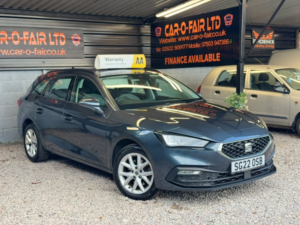 2022 SEAT Leon 1.5 Tsi Evo Se in Grey — image 3