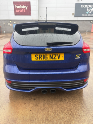 2016 Ford Focus 2.0t Ecoboost St-2 Hatchback 5dr Petrol Manual Euro 6 (s/s) (250 Ps) in Blue — image 4