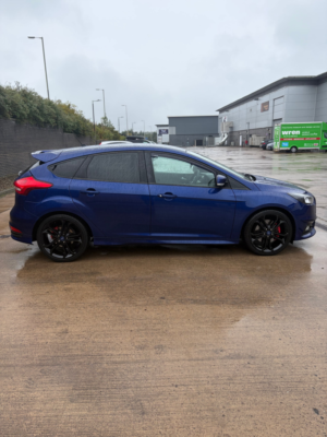 2016 Ford Focus 2.0t Ecoboost St-2 Hatchback 5dr Petrol Manual Euro 6 (s/s) (250 Ps) in Blue — image 6