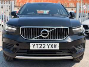2022 Volvo Xc40 1.5 Xc40 Inscription Expression T4 Recharge Auto 5dr in Black — image 2
