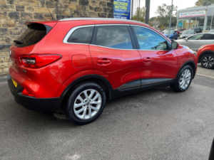 2016 Renault Kadjar 1.5 Dci Dynamique Nav Euro 6 (s/s) 5dr in Red — image 4
