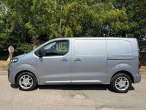 2023 Citroen Dispatch 2.0 Bluehdi 1400 Driver Edition M Fwd 2 Euro 6 (s/s) 6dr in Grey — image 4