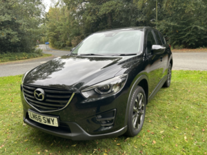 2016 Mazda Cx-5 2.2 Skyactiv-D Sport Nav in Black — image 4