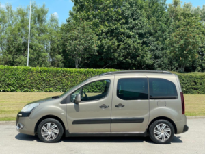 2014 Citroen Berlingo 1.6 E-Hdi Airdream Xtr Multispace MPV Etg6 Euro 5 (s/s) 5dr in Brown — image 4