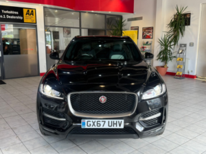 2017 Jaguar F-Pace 2.0 P250i R-Sport in Black — image 4