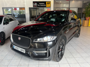 2017 Jaguar F-Pace 2.0 P250i R-Sport in Black — image 5