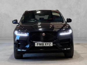 2018 Jaguar F-Pace 2.0 D240 R-Sport Auto AWD Euro 6 (s/s) 5dr in Black — image 5