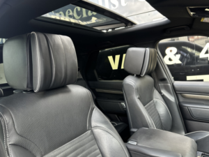 2018 Land Rover Discovery 3.0 Td V6 Hse Luxury in Grey — image 3