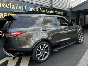 2018 Land Rover Discovery 3.0 Td V6 Hse Luxury in Grey — image 4