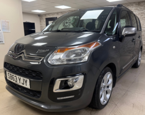 2014 Citroen C3 Picasso 1.6 Hdi Selection MPV 5dr Diesel Manual Euro 5 (90 Ps) in Grey — image 2