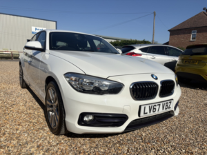2017 BMW 1 Series 1.5 118i Sport 5-Door in White — image 2