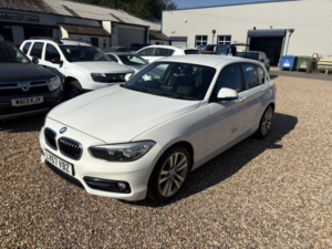 2017 BMW 1 Series 1.5 118i Sport 5-Door in White — image 4