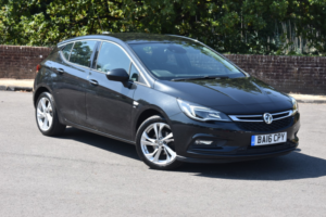 2016 Vauxhall Astra 1.4 I Sri in Black — image 5