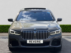 2022 BMW 7 Series 3.0 745le 12kwh M Sport Saloon 4dr Petrol Plug-In Hybrid Auto Xdrive Euro 6 (s/s) (394 Ps) in Grey — image 2