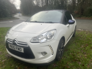2015 Citroen Ds3 1.6 E-Hdi Dstyle Plus in White — image 4