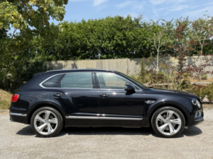 2016 Bentley Bentayga SUV (2015 - 2020) in Black — image 2