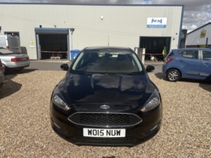 2015 Ford Focus 1.0 T Ecoboost Zetec in Black — image 3
