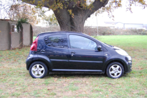 2013 Peugeot 107 1.0 12v Allure in Black — image 4