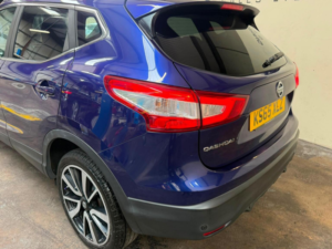 2016 Nissan Qashqai 1.6 Dci Tekna Xtron 2WD Euro 6 (s/s) 5dr in Blue — image 5