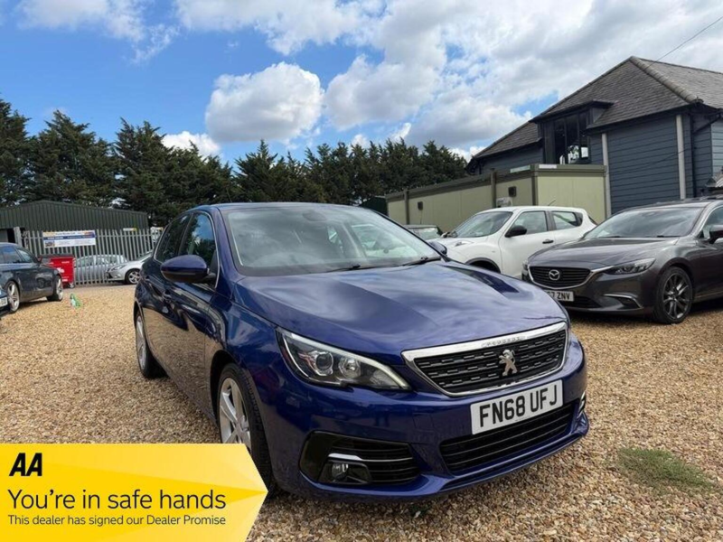2018 Peugeot 308 1.2 Puretech Gpf Allure Euro 6 (s/s) 5dr in Blue — image 1