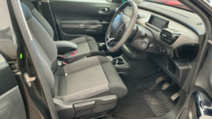 2016 Citroen C4 Cactus 1.2 Puretech Flair Black 5dr Low Tax+satnav in Black — image 6