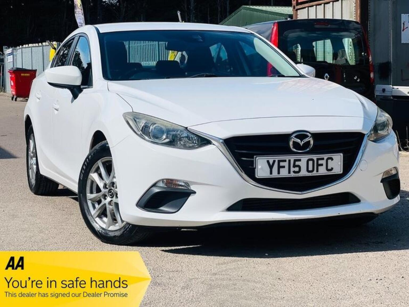 2015 Mazda Mazda3 2.2 Skyactiv-D Se Nav Fastback Euro 6 (s/s) 4dr in White — image 1