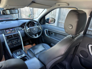 2015 Land Rover Discovery Sport 2.2 Sd4 Hse Auto 4WD Euro 5 (s/s) 5dr in Red — image 5