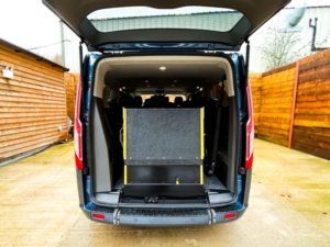 2020 Ford Tourneo Custom L2 Lwb 9 SEAT Wheelchair Accessible Disabled Access Vehicle Wav in Blue — image 6