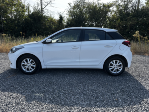 2016 Hyundai I20 1.2 I20 Se 1.2 84ps My16 in White — image 4