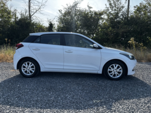 2016 Hyundai I20 1.2 I20 Se 1.2 84ps My16 in White — image 5