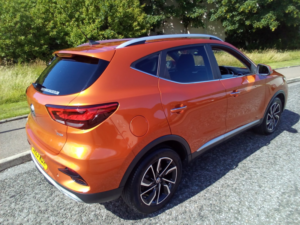 2023 MG MG Zs 1.5 Vti-Tech Exclusive in Orange — image 6