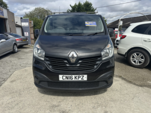 2016 Renault Trafic 1.6 Sl27 Dci 115 Business+ in Black — image 3